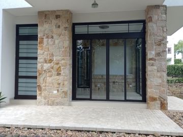 VENDO HERMOSA CASA CONDOMINIO  ENTRE RIOS PANCE