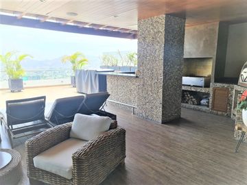 CERRO DE CAMACHO VENTA PENT HOUSE DÚPLEX DE 584M2 CON VISTA AL GOLF LOS INCAS