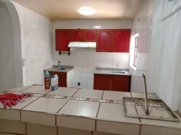 Venta Casa Agricola Oriental. Entre Av Sur 12 Y Av Sur 20