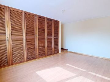 Venta Penthouse con Terraza en Luis Deucker Las Magnolias Surco