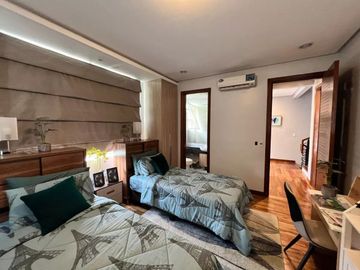 RFO 4 Bedroom Townhouse for sale at a Prime Location in San Juan City near Greenhills