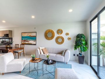 CASA CON ALBERCA, EN CONDOMINIO A 15 MINUTOS DE CUERNAVACA, MORELOS; MÉXICO.