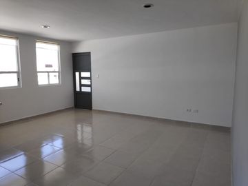 DEPARTAMENTO EN VENTA ATRÁS DE VW