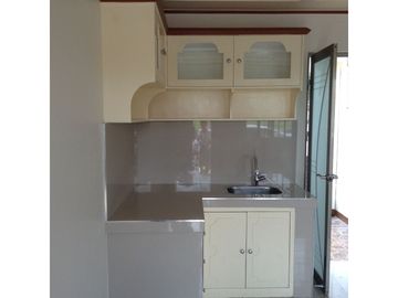 The AffordableTownhomes with Parking in Imus, Cavite