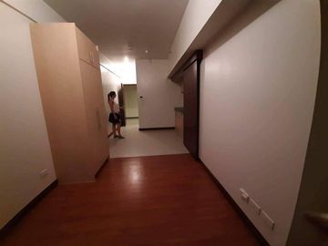 Ready for occupancy RENT TO OWN Condominium in makati RENT to own condominium loft type penthouse unit For Rent to Own Condo Apartment