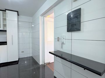 VENDO DEPARTAMENTO EN SANTIAGO DE SURCO (CERCA A UPC)