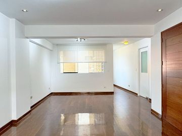 VENDO DEPARTAMENTO EN SANTIAGO DE SURCO (CERCA A UPC)