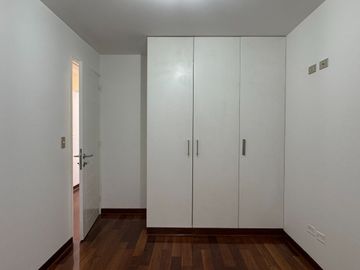 VENDO DEPARTAMENTO EN SANTIAGO DE SURCO (CERCA A UPC)
