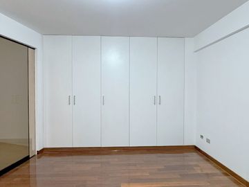 VENDO DEPARTAMENTO EN SANTIAGO DE SURCO (CERCA A UPC)