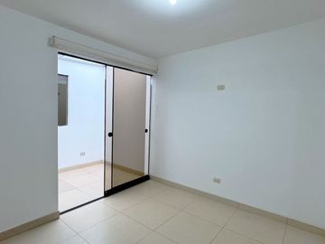 VENDO DEPARTAMENTO EN SANTIAGO DE SURCO (CERCA A UPC)