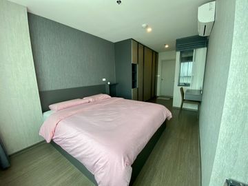 1 Bedroom Condominium for Rent at IDEO Phahol-Jatujak