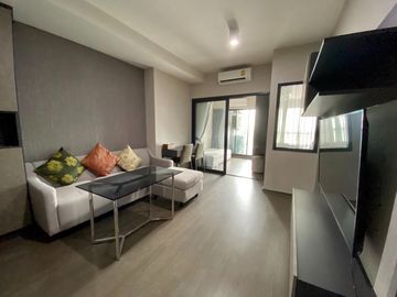 1 Bedroom Condominium for Rent at IDEO Phahol-Jatujak