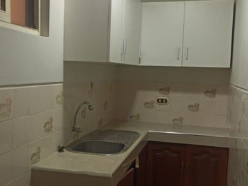 VENDO BONITA CASA EN ZONA RESIDENCIAL DE NUEVO CHIMBOTE