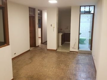 VENDO BONITA CASA EN ZONA RESIDENCIAL DE NUEVO CHIMBOTE