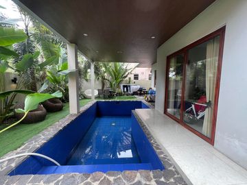 Luxurious 6-Bedroom House with Swimming Pool For Sale at Portofino Heights Las Piñas