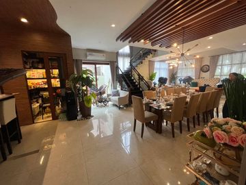 Luxurious 6-Bedroom House with Swimming Pool For Sale at Portofino Heights Las Piñas