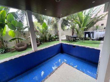 Luxurious 6-Bedroom House with Swimming Pool For Sale at Portofino Heights Las Piñas