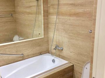 Dijual Apartemen 2BR FX Residence SCBD Sudirman Jakarta Selatan Unit Tersewa