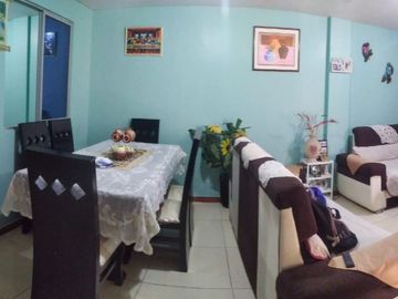 Casa ESQUINERA en venta, es  RENTERA tiene 3 departamentos, 3 locales coemrciales, Sector Martha Bucaram, Sur de Quito, Ecuador