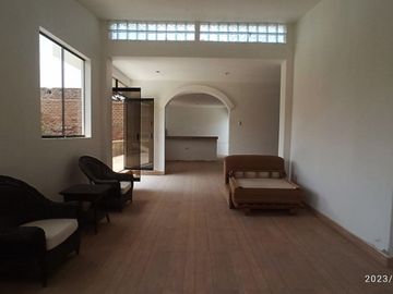 ATENTOS INVERSIONISTAS PARA AIRBNB -VENDO CASA CON ACABADOS DE ESTRENO EN PACHACAMAC
