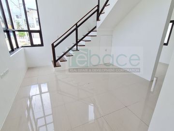 5Bedroom Accessible Single Detached House and Lot in Tanauan City - near Exit!
