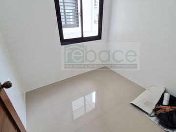 5Bedroom Accessible Single Detached House and Lot in Tanauan City - near Exit!