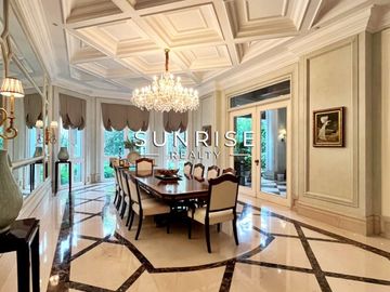 Rumah MEWAH Design Classic Dijual Di Cipete Jakarta Selatan