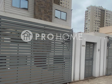 Moderna y amplia casa en excelente sector residencial en Antofasgasa.