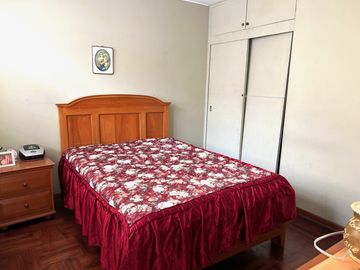 CASA PUEBLO LIBRE ESPALDA AVENIDA SUCRE CERCA A PARQUE