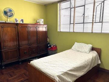 CASA PUEBLO LIBRE ESPALDA AVENIDA SUCRE CERCA A PARQUE