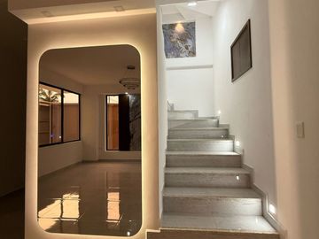 VENTA DE CASA EN CLUB PRIVADO CIUDAD CELESTE POR EL HOSPITAL SANTO DOMINGO