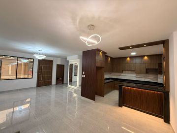 VENTA DE CASA EN CLUB PRIVADO CIUDAD CELESTE POR EL HOSPITAL SANTO DOMINGO