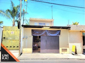 VENTA DE CASA COL. PRIMO TAPIA