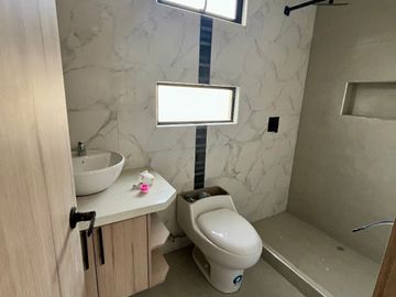 HERMOSAS CASAS CON AREA VERDE DE VENTA, Sector Plásticos Rival Ricaurte C1262