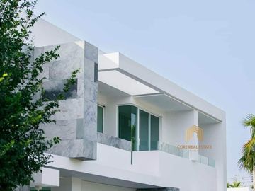 Newly modern luxury pool villas house in housing project nearb Kad Farang Village
