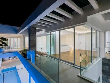 Newly modern luxury pool villas house in housing project nearb Kad Farang Village