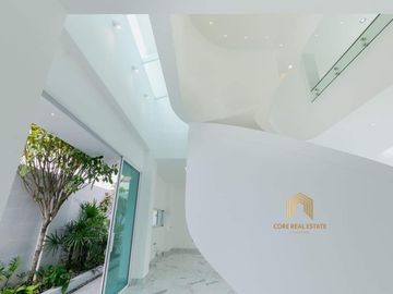 Newly modern luxury pool villas house in housing project nearb Kad Farang Village