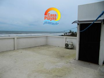 Venta Casa Playas nueva con vista al mar, via Data Posorja.