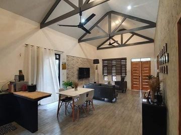 House for Sale in Dasmariñas Cavite.