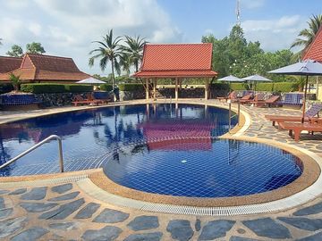 Villa in undisturbed location in well maintained Sunflower, Mae Phim, Rayong