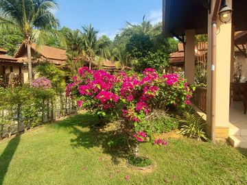 Villa in undisturbed location in well maintained Sunflower, Mae Phim, Rayong