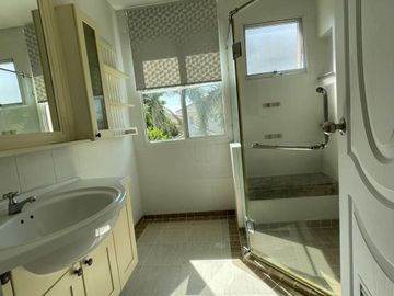 Sale with Tenant 3 bedrooms Single House Baan Nantawan On Nut Rama 9