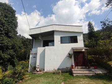 VENTA DE CASA FINCA LA TABLAZA, LA ESTRELLA