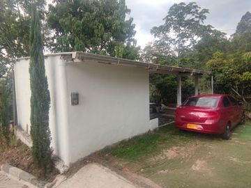 VENTA DE CASA FINCA LA TABLAZA, LA ESTRELLA