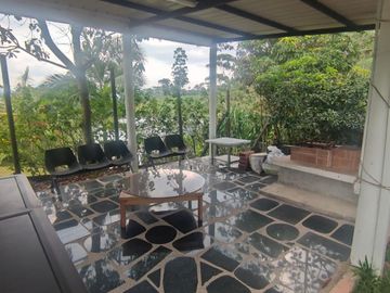 VENTA DE CASA FINCA LA TABLAZA, LA ESTRELLA
