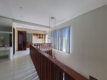 House for leased  gatsu barat denpasar