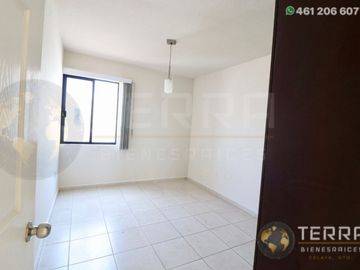🚨SE VENDE CASA🏡 Cantera Residencial Villa Marino CelayaOPORTUNIDAD es el modelo más Solicitado del fraccionamiento.