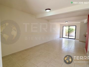 🚨SE VENDE CASA🏡 Cantera Residencial Villa Marino CelayaOPORTUNIDAD es el modelo más Solicitado del fraccionamiento.
