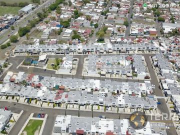 🚨SE VENDE CASA🏡 Cantera Residencial Villa Marino CelayaOPORTUNIDAD es el modelo más Solicitado del fraccionamiento.