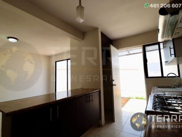 🚨SE VENDE CASA🏡 Cantera Residencial Villa Marino CelayaOPORTUNIDAD es el modelo más Solicitado del fraccionamiento.